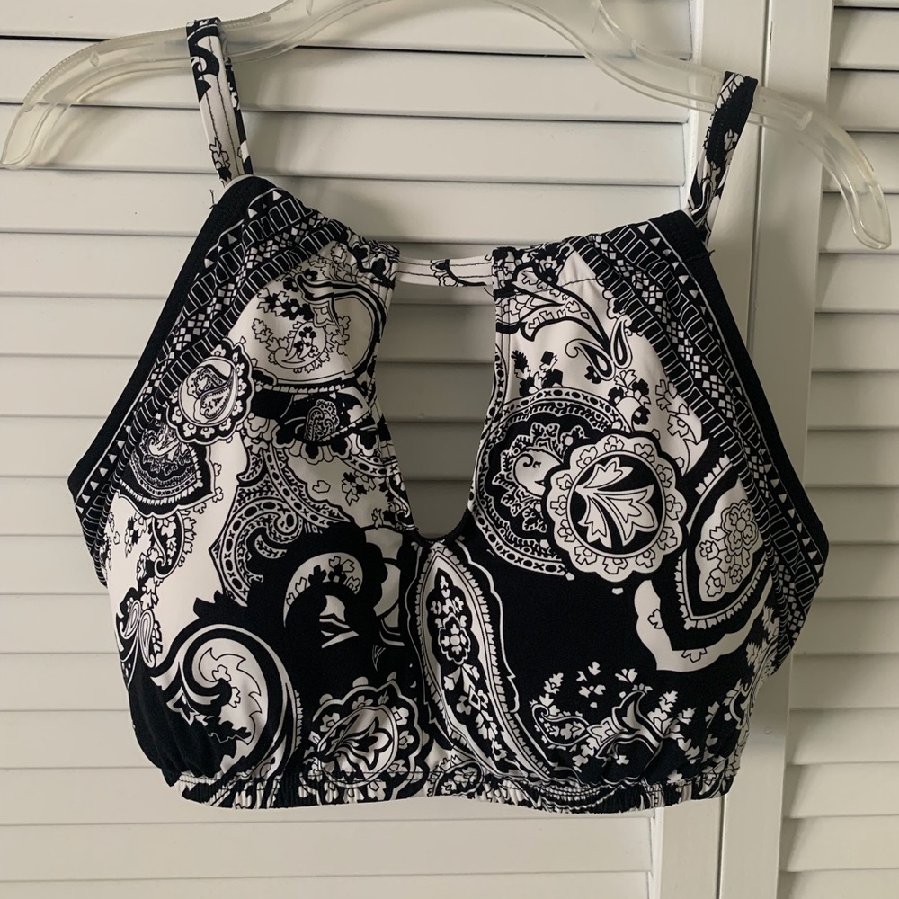La Blanca High-Neck Keyhole Top